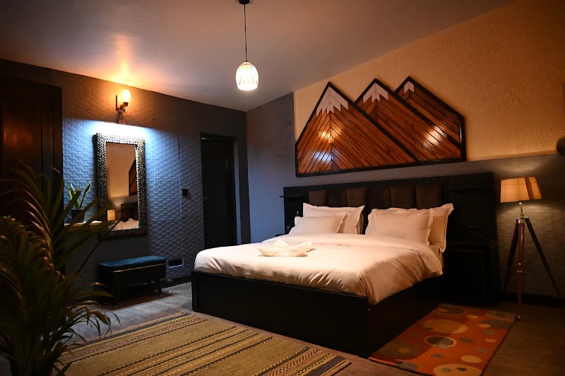 The Fox Retreat - The Fox Retreat, Bhowali-Ramgarh-Mukteshwar Rd, Mukteshwar, Uttarakhand 263138, India
