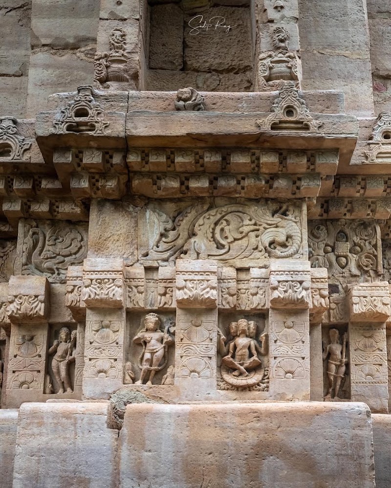 Teli Temple - Teli Temple 65C8+574, Gwalior Fort, Gwalior, Madhya Pradesh 474008, India