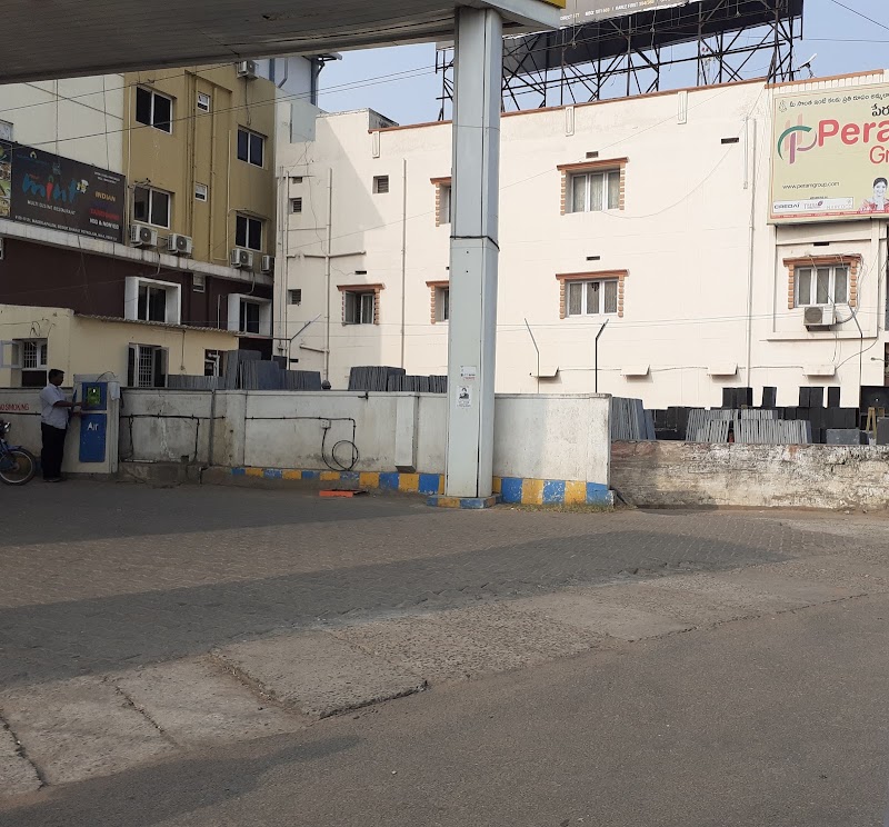 Bharat Petroleum - Bharat Petroleum, B.A.R. & Co, BPCL Petrol Bunk, # 53-17-17/2, Maddilapalem, P8QF+54C, NH16, Near Maddilapalem, Maddilapalem, Visakhapatnam, Andhra Pradesh 530013, India