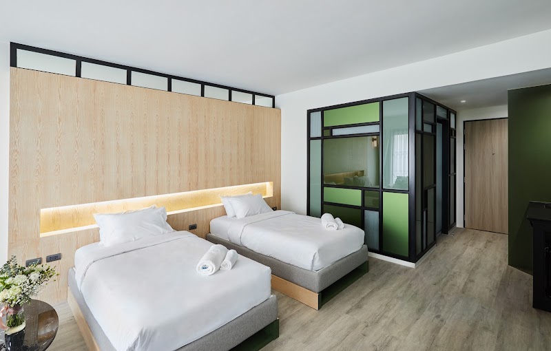 Hotel Sapin Bangkok - Hotel Sapin Bangkok 6 Soi Charat Mueang, Khwaeng Rong Muang, Pathum Wan, Krung Thep Maha Nakhon 10330, Thailand