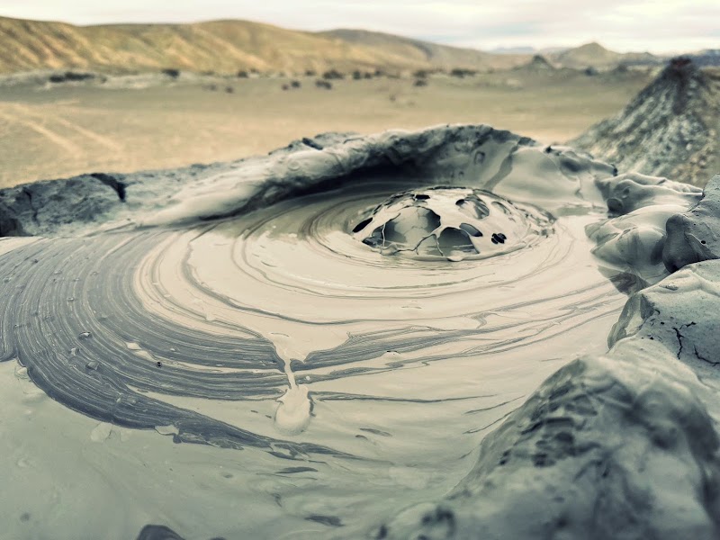 Gobustan & Mud Volcanoes tour - Gobustan & Mud Volcanoes tour AHmad Rajably 209a, 3/31 MZ PLAZA, Bakı, Azerbaijan