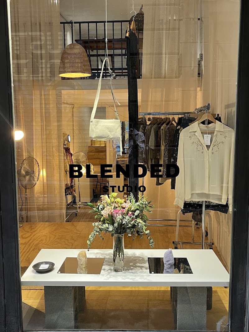 Nasif x Blended Studio - Nasif x Blended Studio, Carrer dels Agullers, 24, Ciutat Vella, 08003 Barcelona, Spain
