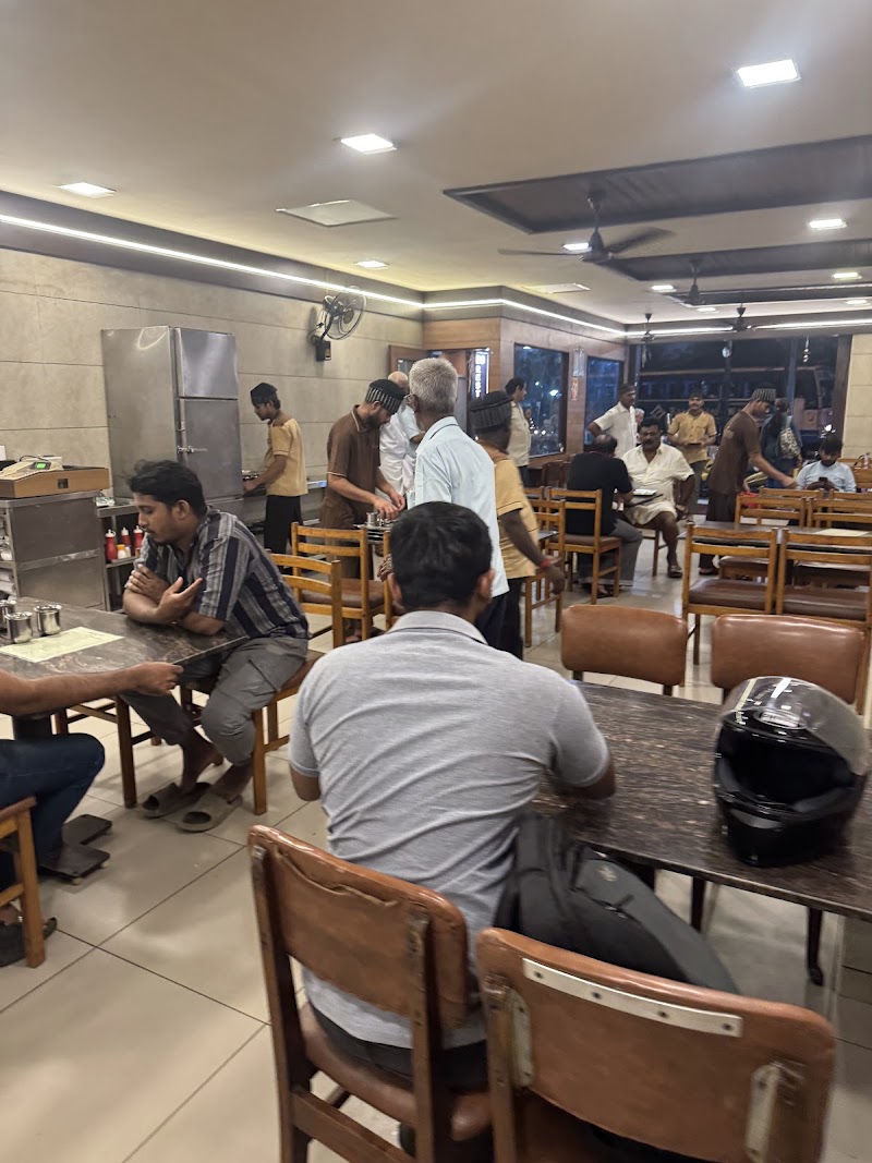 Sree Arul Jyothi (Veg Restaurant) - Sree Arul Jyothi (Veg Restaurant) FWWX+H7M, Mahatma Gandhi Rd, Opposite Secretariat, Palayam, Thiruvananthapuram, Kerala 695001, India