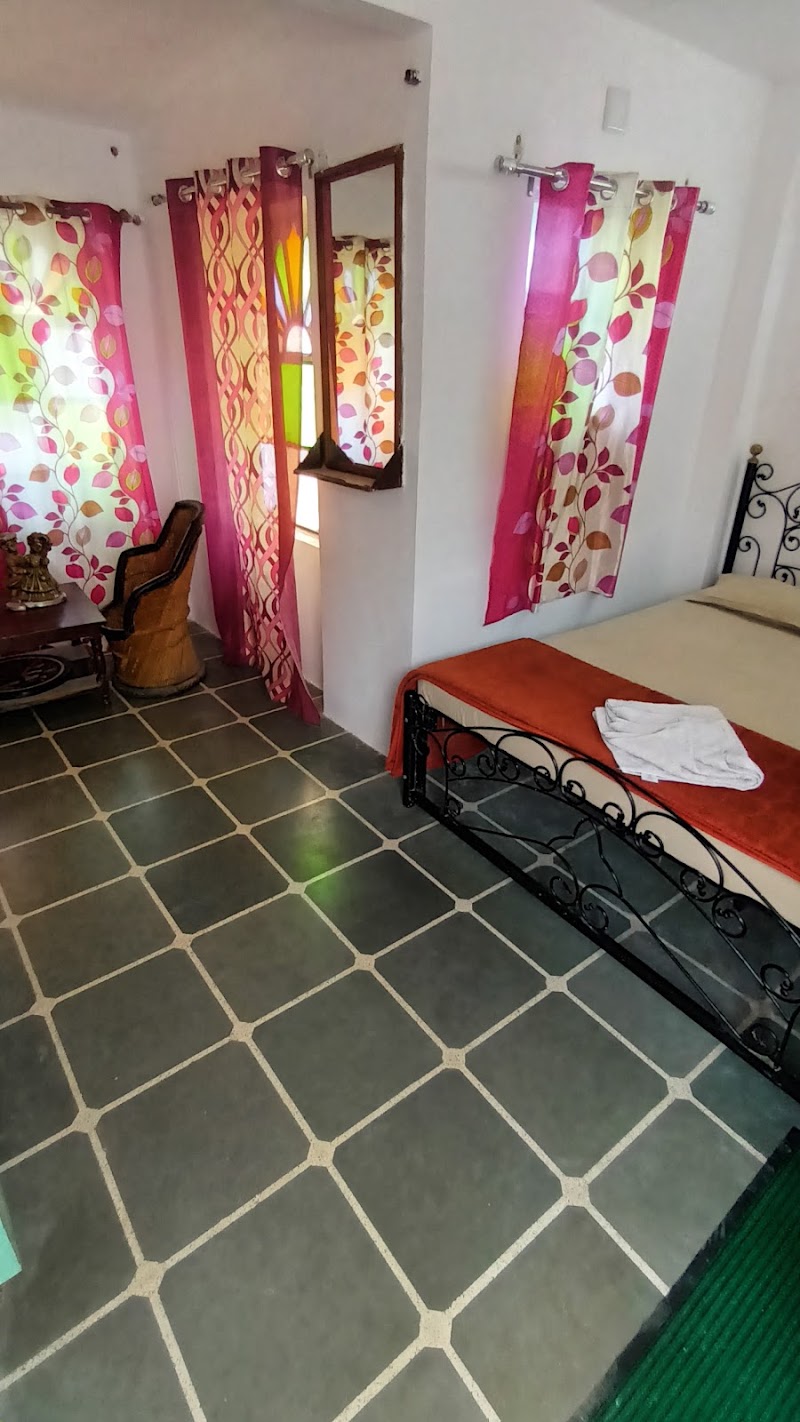 Jag Niwas Guest House and pure veg restaurant - Jag Niwas Guest House and pure veg restaurant 21, Gangaur Ghat Marg, near lake, Old City, Pichola, Udaipur, Rajasthan 313004, India