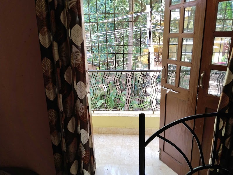 Crystal Cottage Guest House - Crystal Cottage Guest House, 4/134, road, next to joia do mar resort, Porba Vaddo, agar waddo, Calangute, Goa 403516, India