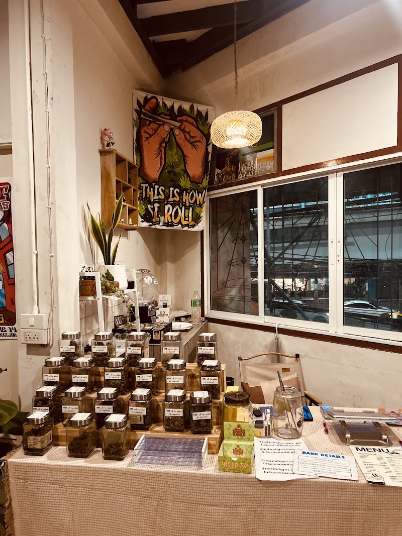Y Si Dispensary - Y Si Dispensary, Soi Phueng Suk, Khwaeng Phra Khanong Nuea, Watthana, Krung Thep Maha Nakhon 10110, Thailand