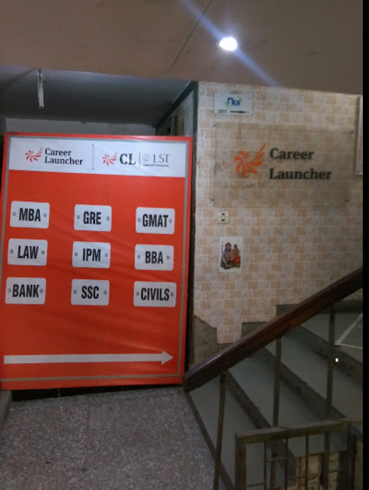 Career Launcher Connaught Place - Career Launcher Connaught Place 1st Floor, A-18, Middle Cir, Block A, Connaught Place, New Delhi, Delhi 110001, India