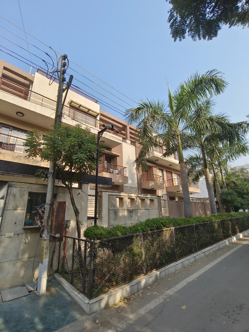 Housr Homes South City 1 - Housr Homes South City 1 Block J, South City I, Sector 41, Gurugram, Haryana 122003, India