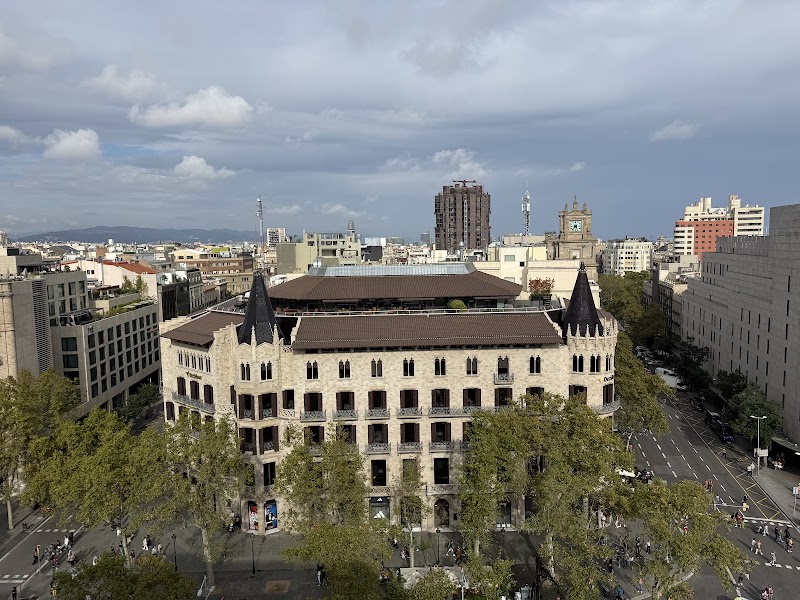 Skybar Barcelona (45 Times Barcelona Hotel) - Skybar Barcelona (45 Times Barcelona Hotel) Skybar Barcelona (45Times Barcelona Hotel, Pl. de Catalunya, 10, Eixample, 08002 Barcelona, Spain