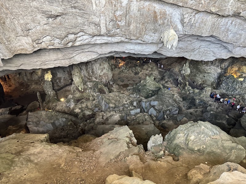 Sung Sot Cave - Sung Sot Cave, Ha Long Bay, Halong City, Hồng Gai