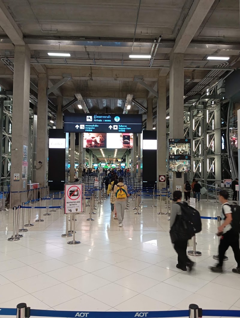 Thai Passport Immigration - Thai Passport Immigration, 999 ท่าอากาศยานสุวรรณภูมิ ตำบล หนองปรือ ิ Tambon Nong Prue, Amphoe Bang Phli, Chang Wat Samut Prakan 10540, Thailand