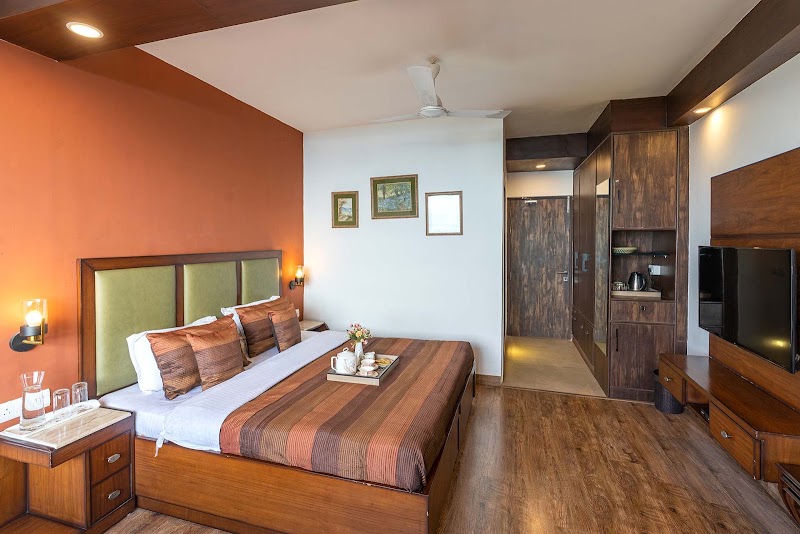 StayVista at Arncliff Villa in Mussoorie | 2 BHK Premium Holiday Home - StayVista at Arncliff Villa in Mussoorie | 2 BHK Premium Holiday Home F32M+H3, The Mall Road, Mussoorie, Uttarakhand 248179, India