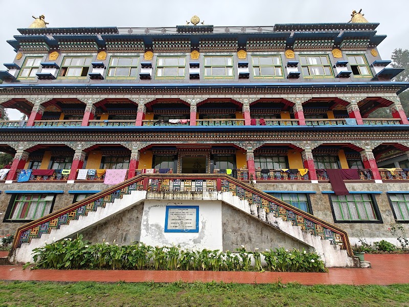 Rumtek Dharma Chakra Centre - Rumtek Dharma Chakra Centre Tsurphu Labrang Pal Karmae Sangha Dhuche, Dharma Chakra Centre, 7HQ6+FHG, Sikkim 737135, India
