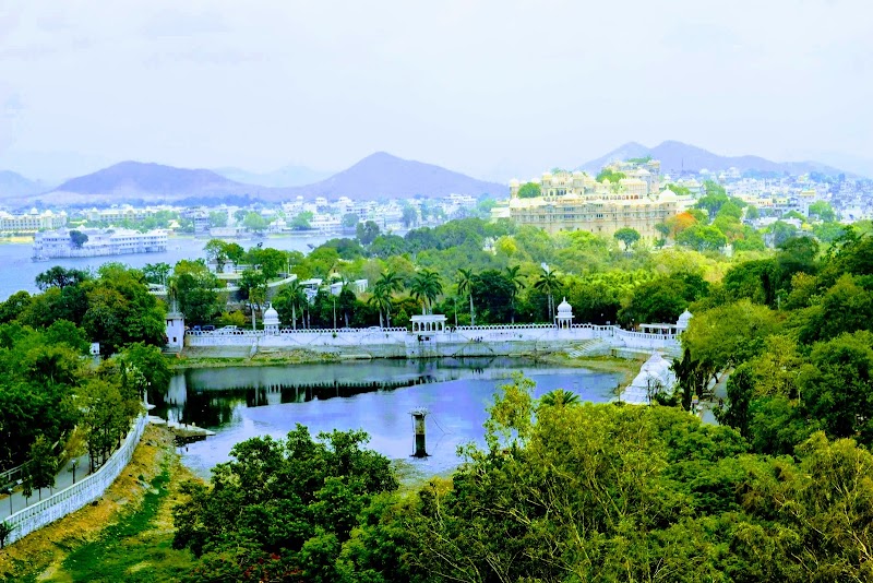 Manik Lal Verma Park - Manik Lal Verma Park HM9P+H8M, Pichola, Udaipur, Rajasthan 313001, India