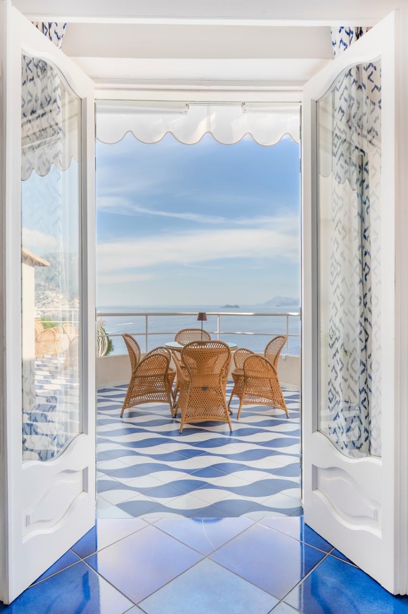 Hotel Il Pino - Hotel Il Pino, Via Gennaro Capriglione, 13, 84010 Praiano SA, Italy