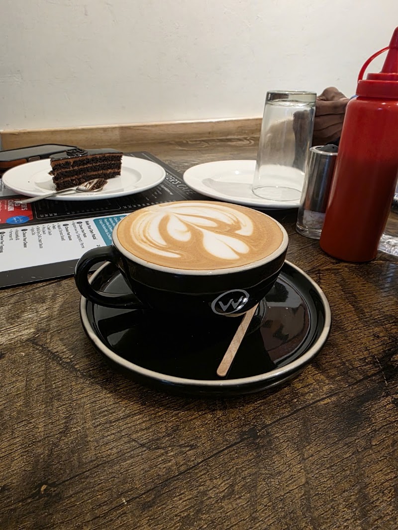 Writer's Café - Writer's Café, 49/22, 3rd Main Rd, Kasturba Nagar, Adyar, Chennai, Tamil Nadu 600020, India