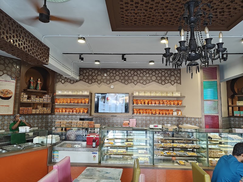 Kota Kachori - Kota Kachori No. 121, Shop No. 2, Ground Floor, Salarpuria, Money Center, opposite Forum Mall, 7th Block, Koramangala, Bengaluru, Karnataka 560095, India