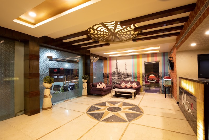 Hotel O by OYO Divy Noida Sector 50 Metro Station - Hotel O by OYO Divy Noida Sector 50 Metro Station H-10, H-10, Sector 44, Sector 10, Noida, Uttar Pradesh 201301, India