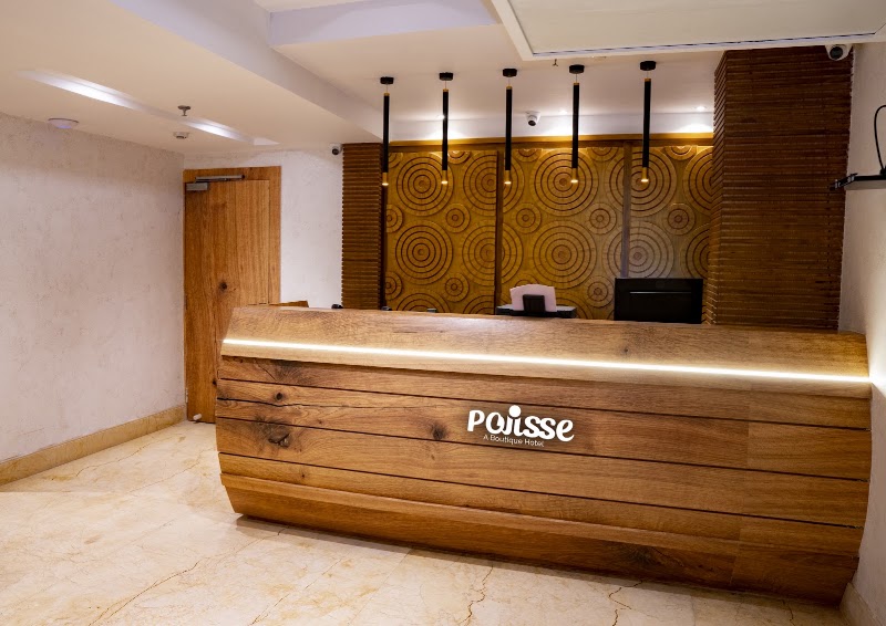 Poiisse Hotel - Poiisse Hotel 45B/B, Canal S Rd, near Byepass, Metropolitan Co-Operative Housing Society Limited, Ltd, Dhaba, Kolkata, West Bengal 700105, India