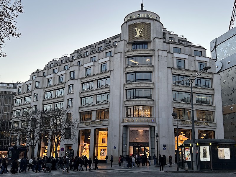 Champs-Élysées - Champs-Élysées Av. des Champs-Élysées, 75008 Paris, France