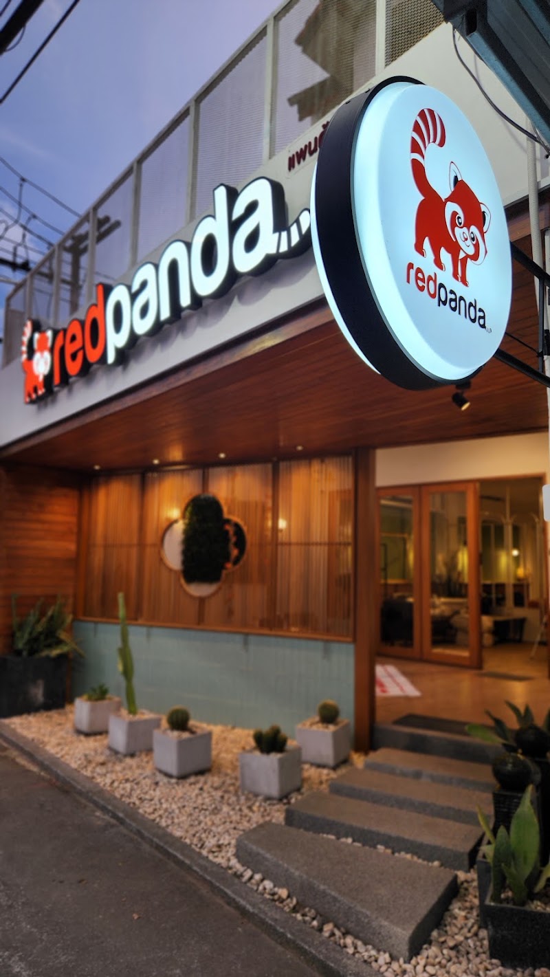Red Panda Hostel & Cafe - Red Panda Hostel & Cafe 34/5 Hussadhisawee Rd, Tambon Si Phum, Amphoe Mueang Chiang Mai, Chang Wat Chiang Mai 50200, Thailand