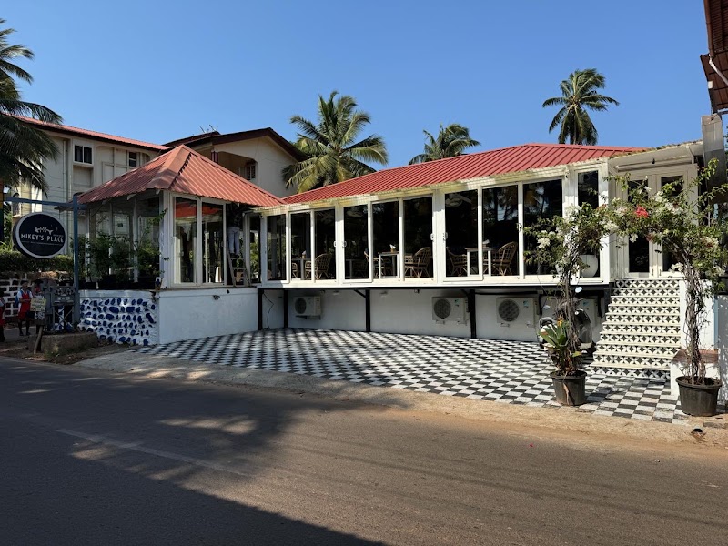 Mikey's Place Bar & Restaurant - Mikey's Place Bar & Restaurant Aguada, Candolim Rd, Souza Vaddo, Candolim, Goa 403515, India