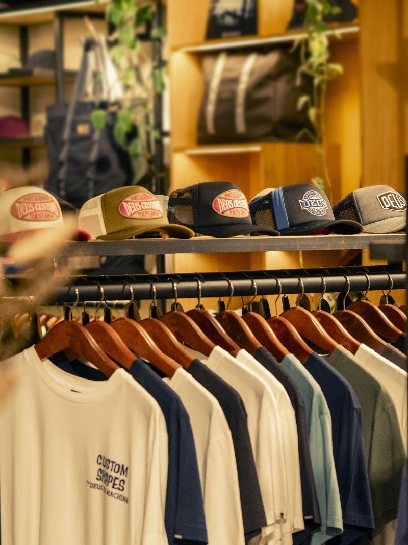 Deus Ex Machina - Discovery Shopping Mall - Deus Ex Machina - Discovery Shopping Mall, Jl. Kartika Plaza Discovery Shopping Mall GF A-20, Kuta, Kec. Kuta, Kabupaten Badung, Bali 80361, Indonesia