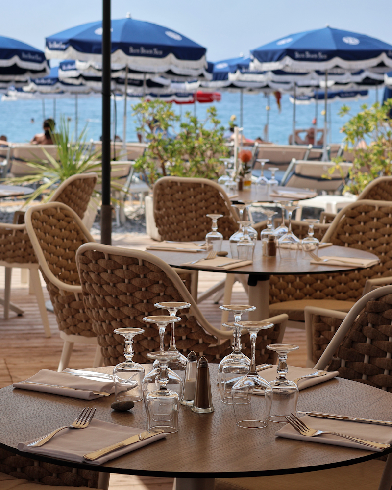 Blue Beach - Blue Beach, 32 Prom. des Anglais, 06000 Nice, France