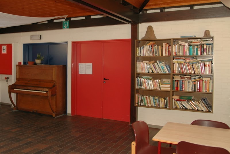 Hi Flanders Bokrijk - Jeugdherberg De Roerdomp - Hi Flanders Bokrijk - Jeugdherberg De Roerdomp, Boekrakelaan 30, 3600 Genk, Belgium