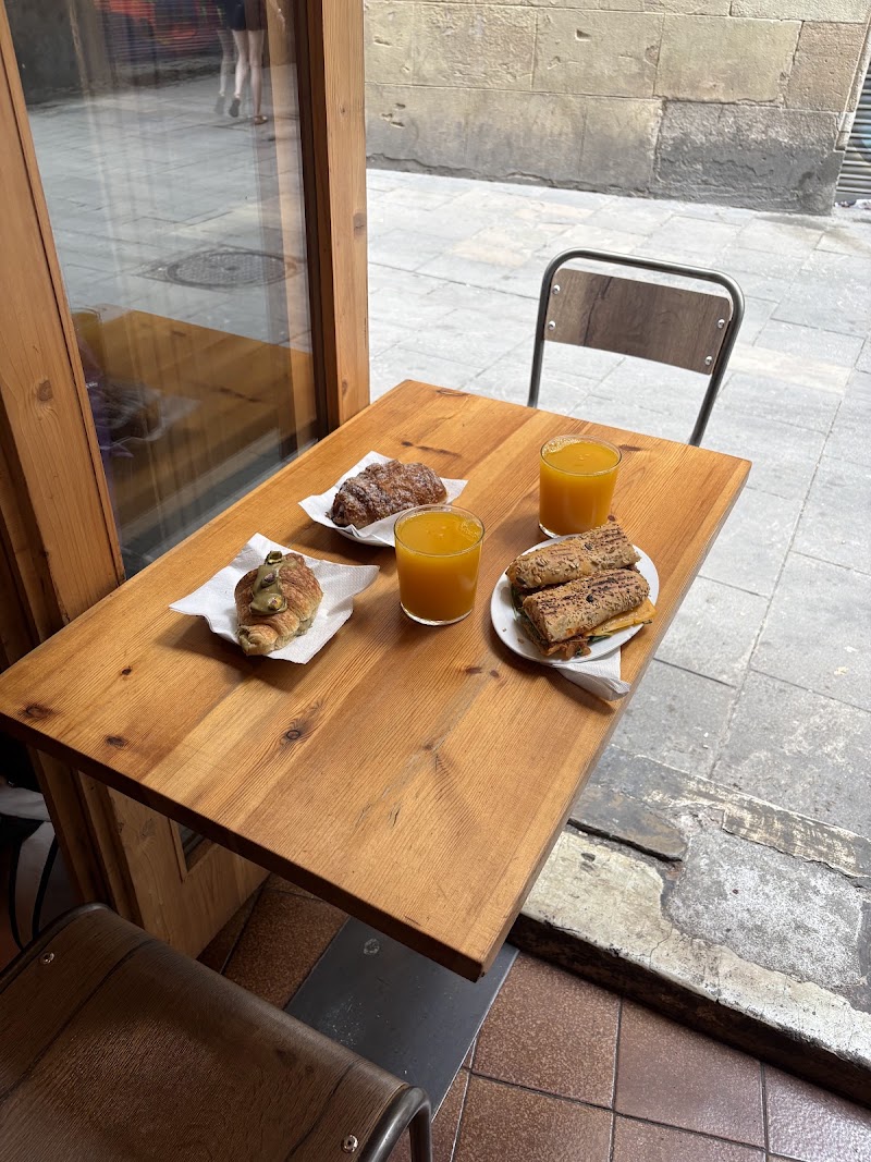 The Vegan Corner - The Vegan Corner Carrer d'Ataülf, 5, Ciutat Vella, 08002 Barcelona, Spain
