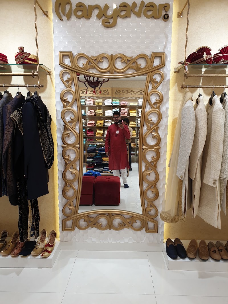 Max - Max 2nd Floor, Infinity Mall, New Link Rd, Malad, Mindspace, Malad West, Mumbai, Maharashtra 400102, India