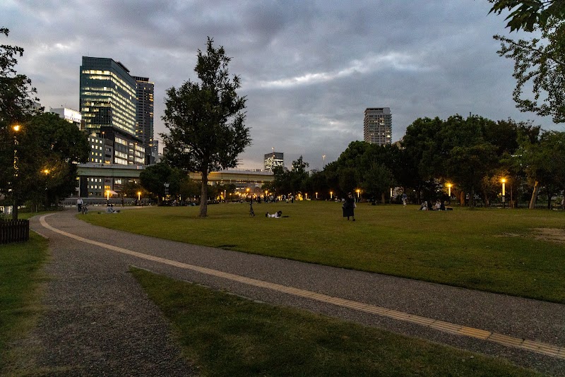 Nakanoshima Park Lawn Square - Nakanoshima Park Lawn Square 1 Chome-1 Nakanoshima, Kita Ward, Osaka, 530-0005, Japan