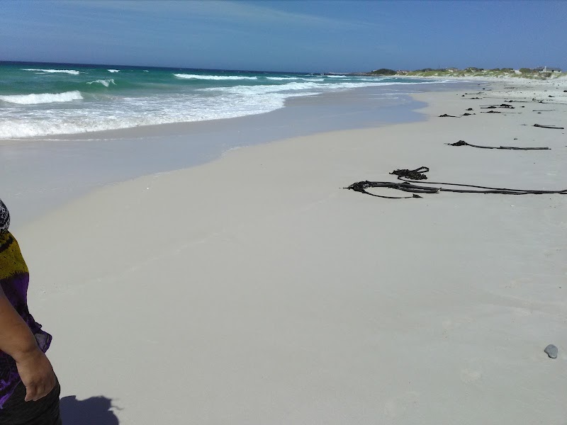 Betty's Bay Beach Parking - Betty's Bay Beach Parking, 5114 Access Rd, Betty's Bay, 7141, South Africa