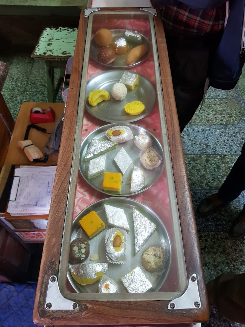 Shree Shree Ram Bhandar - Shree Shree Ram Bhandar, C.K. 16/48, Thatheri Bazar, Ghasi Tola, Varanasi, Uttar Pradesh 221001, India