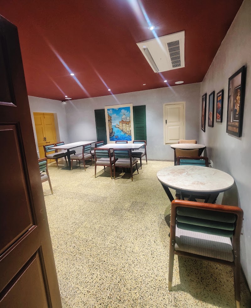 Trevizo - Trevizo 9/5, Race Course Rd, Race Course, Puliakulam, Coimbatore, Tamil Nadu 641018, India