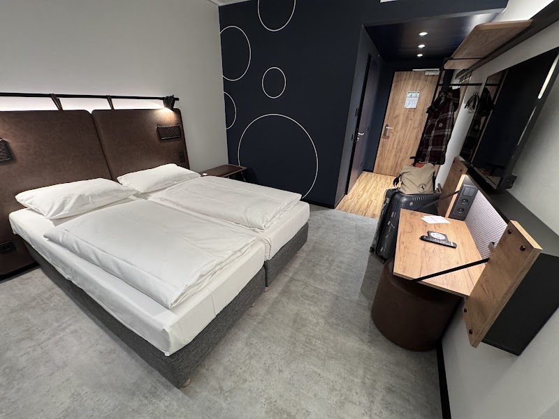 H2 Hotel Düsseldorf City - H2 Hotel Düsseldorf City Toulouser Allee 11A, 40211 Düsseldorf, Germany