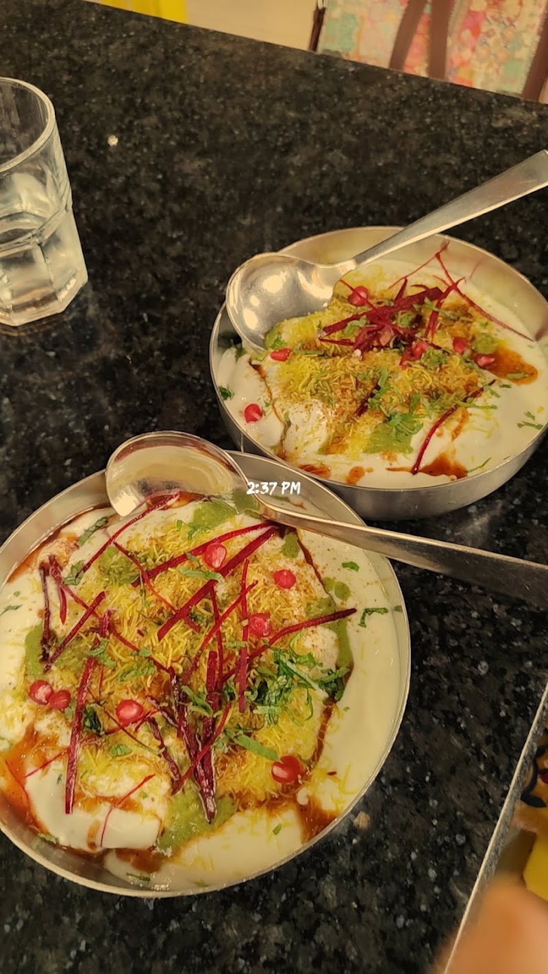 Veggie Veg - Veggie Veg 1st Floor, 142/32, Mahatma Gandhi Marg, Civil Lines, Prayagraj, Uttar Pradesh 211001, India