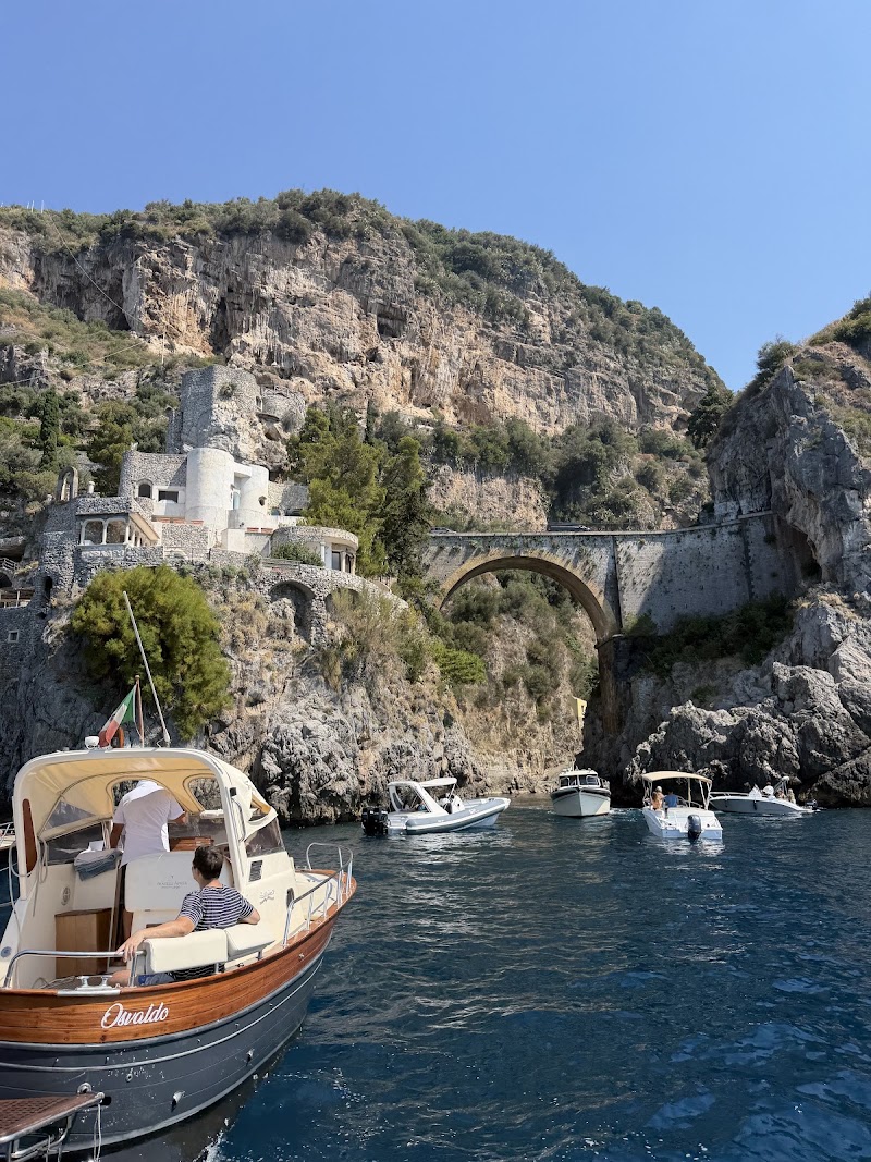 Cruise & Snorkel Amalfi Coast - Amalfi Boat Tours - Cruise & Snorkel Amalfi Coast - Amalfi Boat Tours, Molo, Darsena, 84011 Amalfi SA, Italy