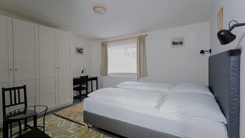 Guest House Prague Airport - Guest House Prague Airport, Pod Strání 515, 252 62 Statenice-Horoměřice, Czechia
