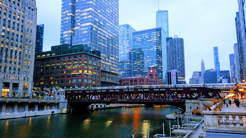 Chicago Riverwalk - Chicago Riverwalk, Chicago, IL 60601, USA