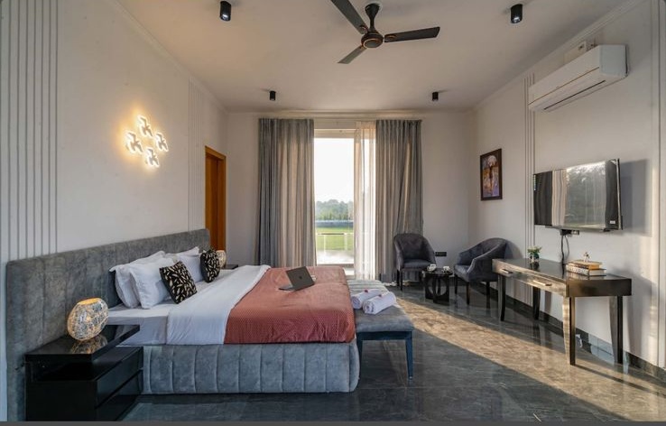 StayVista Villa - StayVista Villa Plot No Phase 1, PO, Dhaula, Karanki, Sector 17, Gurugram, Haryana 122103, India