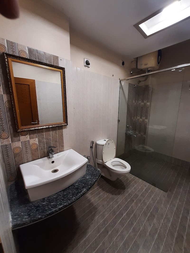 Hotel Bharat Palace - Hotel Bharat Palace, near Suraj Talkies, Rani Bazar, Bikaner, Rajasthan 334001, India
