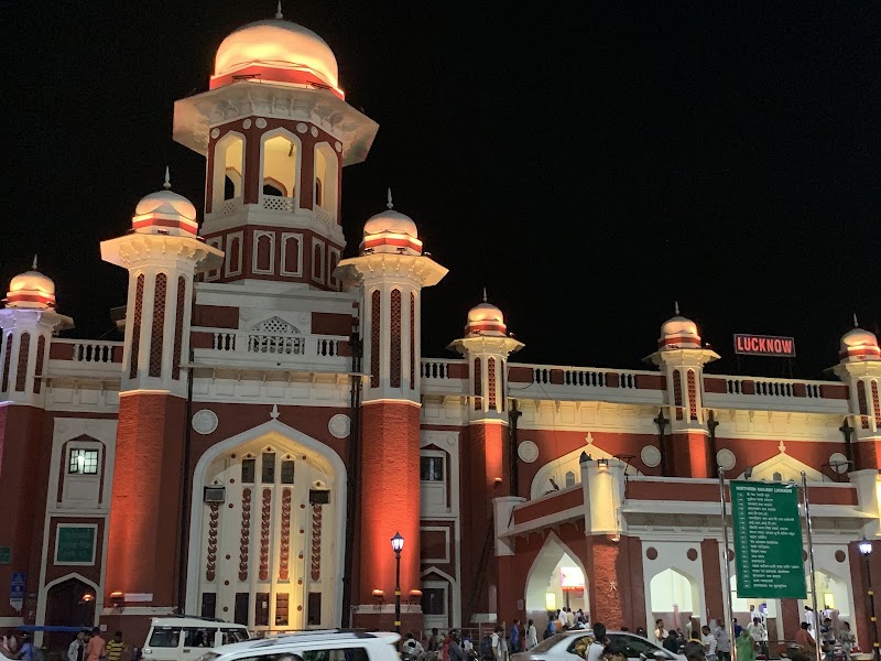 Lucknow Junction Station - Lucknow Junction Station, Preeti Nagar, Railway Colony, Charbagh, Lucknow, Uttar Pradesh 226004, India