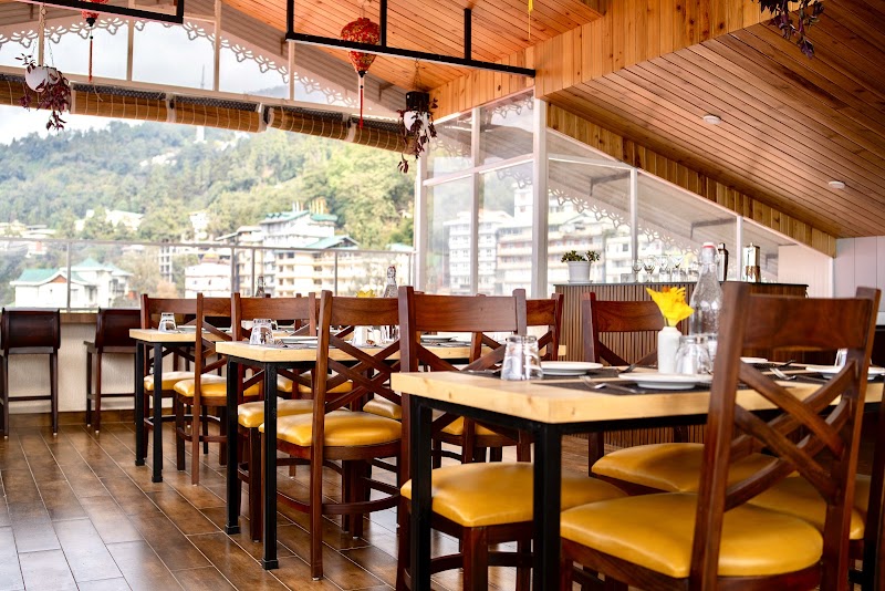 Treat Rooftop Cafe & Bar