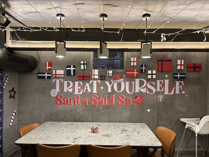 Zane's Cafe & Bar - Zane's Cafe & Bar, Todi Mill Compound, Senapati Bapat Marg, opposite Ideal Industrial Estate, Railway Colony, Lower Parel, Mumbai, Maharashtra 400013, India