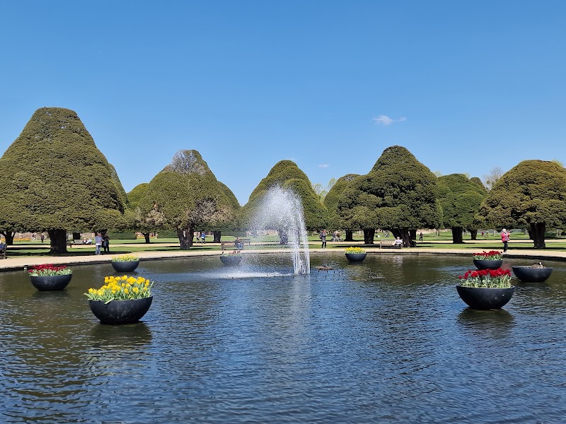 Hampton Court Palace - Hampton Court Palace Hampton Ct Way, Molesey, East Molesey KT8 9AU, UK