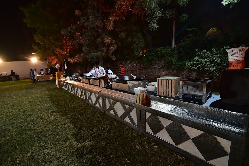 Evergreen Woods - Farmhouse with Pool Near Gurgoan Ideal for Staycation and Weddings - Evergreen Woods - Farmhouse with Pool Near Gurgoan Ideal for Staycation and Weddings 122102, Sohna - Gurgaon Rd, Gurugram, Haryana 122102, India