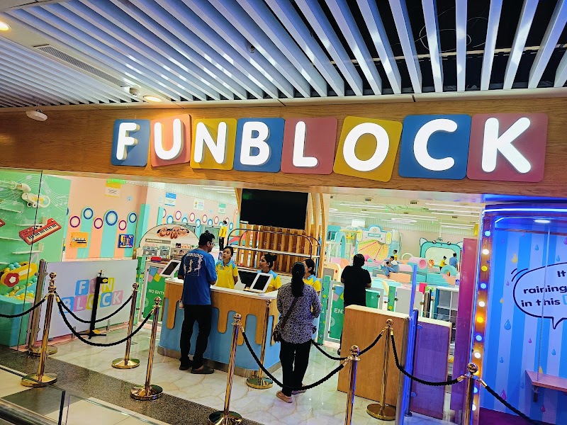 FunBlock- Gaur City Mall, Noida(Kids Play Arena) - FunBlock- Gaur City Mall, Noida(Kids Play Arena) Third Floor, Greater Noida W Rd, Gaur City 1, Sector 4, Noida, Ghaziabad, Uttar Pradesh 201318, India