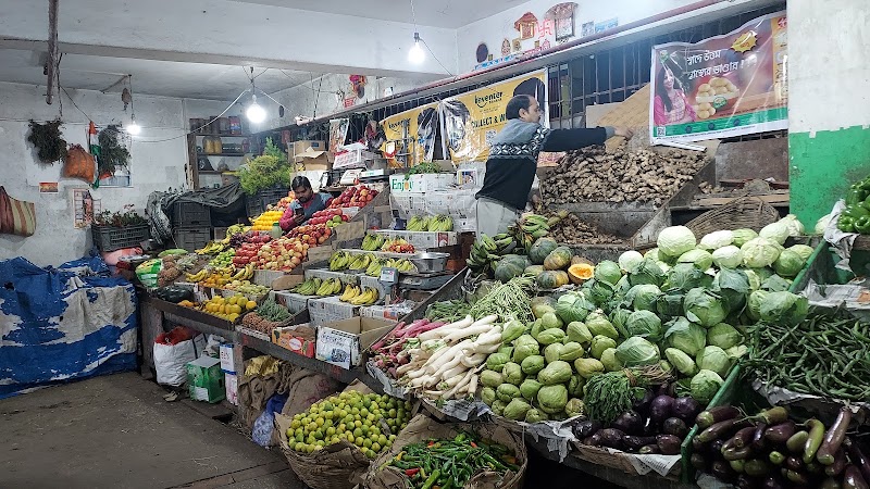 Lal market - Lal market shop no.15, Kanchenjunga shopping complex, 4thfloor, Lal Market Rd, Vishal Gaon, Gangtok, Sikkim 737101, India
