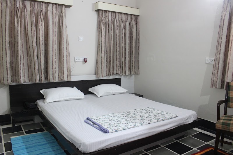 Tejas Home Stay - HomeStay In Udaipur - Tejas Home Stay - HomeStay In Udaipur V-1 Rd, behind Bohra Ganesh Temple, Vrindavan Nagar, Udaipur, Rajasthan 313001, India